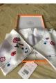 Foulard Hermès brodé intitulé « BRIDES FLEURIES » - carré rare de la série « carrés précieux